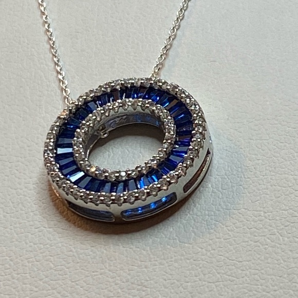 Silver w/Blue Circle Pendant on 925 Italy Chain 18 - Picture 3 of 13